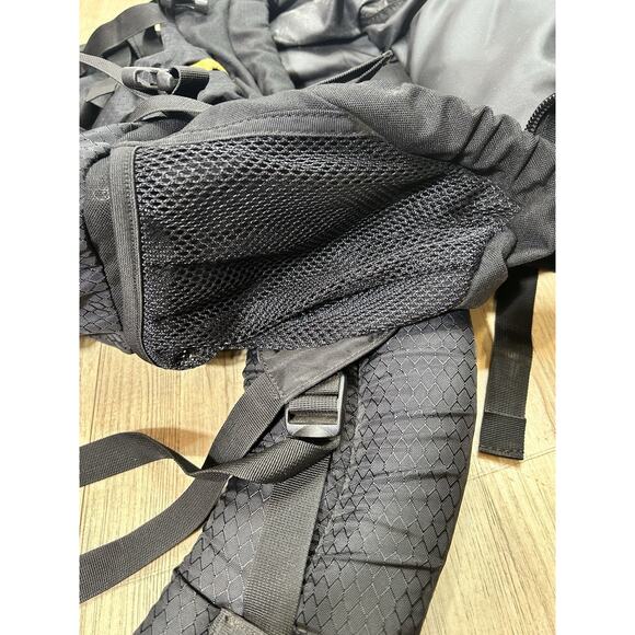 Eddie Bauer Internal Frame Hiking Climbing Camping Backpack 5500 main image 11